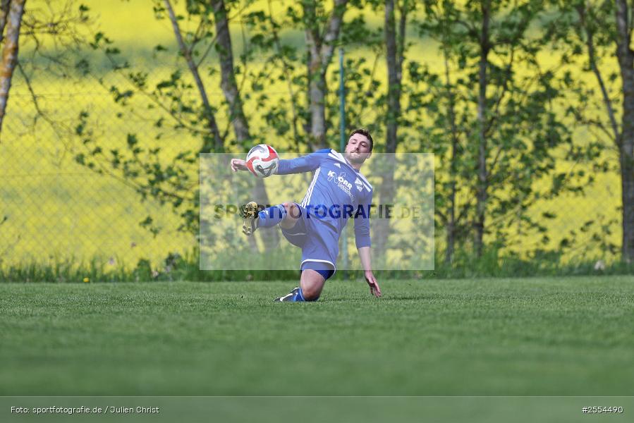 Sportgelände, Duttenbrunn, 19.04.2026, sport, Fussball, 26. Spieltag, Kreisliga Würzburg Gr. 2, TSV Karlburg II, (SG 1) Urspringen / Karbach / Duttenbrunn - Bild-ID: 2554490