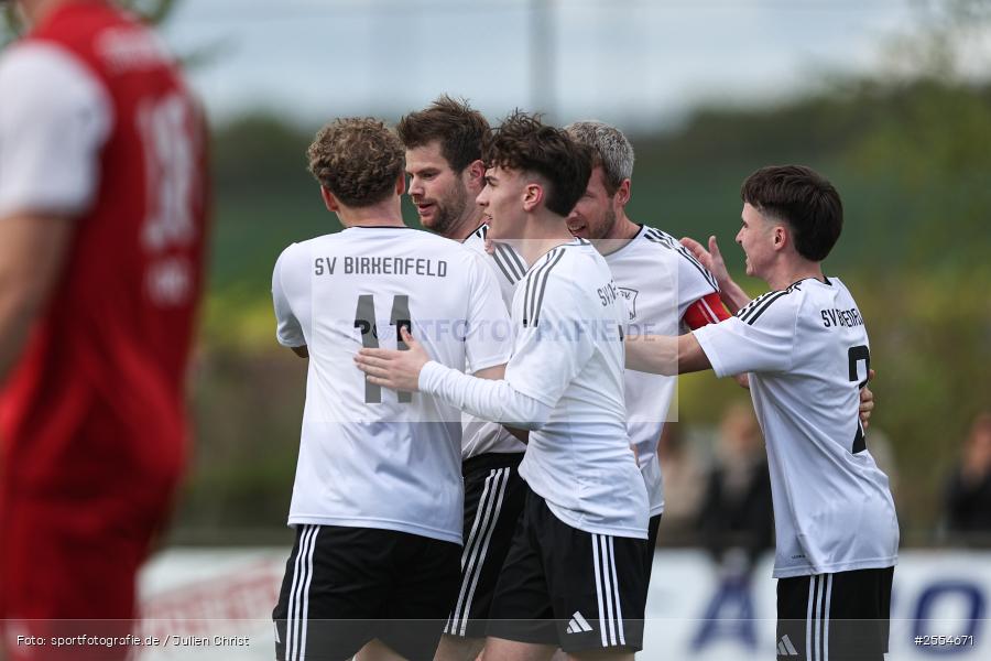 sport, Sportgelände, SV Birkenfeld, SSV Kitzingen, Fussball, Birkenfeld, Bezirksliga Unterfranken West, 26. Spieltag, 19.04.2026 - Bild-ID: 2554671