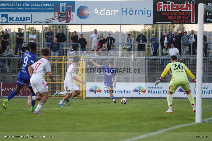 sport, Stadion am Schönbusch, SV Viktoria Aschaffenburg, Regionalliga Bayern, Fussball, BFV, Aschaffenburg, 31. Spieltag, 24.04.2026, 1. FC Nürnberg II - Bild-ID: 2555724