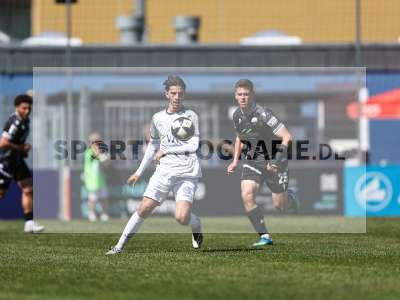 Fotos von FC Bayern Alzenau - SV Sandhausen auf sportfotografie.de