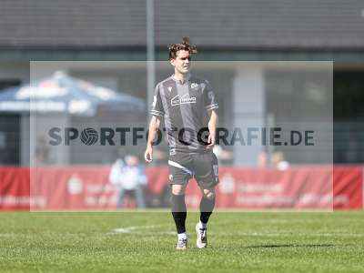 Fotos von FC Bayern Alzenau - SV Sandhausen auf sportfotografie.de