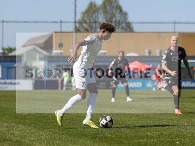 Fotos von FC Bayern Alzenau - SV Sandhausen auf sportfotografie.de