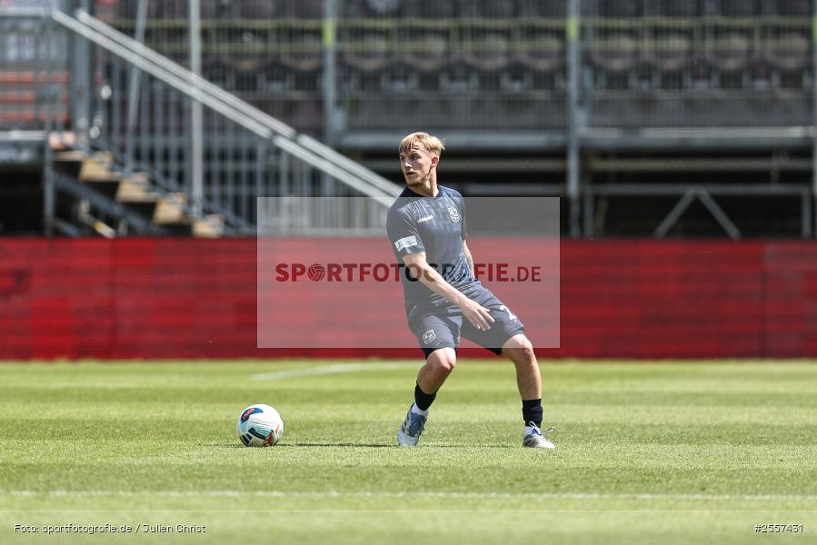 sport, Würzburg, SpVgg Unterhaching, Regionalliga Bayern, Fussball, FC Würzburger Kickers, BFV, AKON Arena, 33. Spieltag, 09.05.2026 - Bild-ID: 2557431