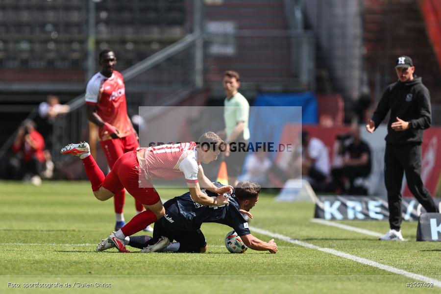sport, Würzburg, SpVgg Unterhaching, Regionalliga Bayern, Fussball, FC Würzburger Kickers, BFV, AKON Arena, 33. Spieltag, 09.05.2026 - Bild-ID: 2557452