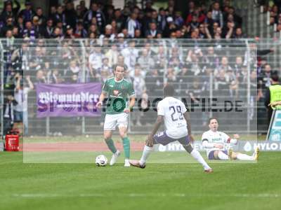Fotos von 1. FC Schweinfurt 05 - FC Erzgebirge Aue auf sportfotografie.de