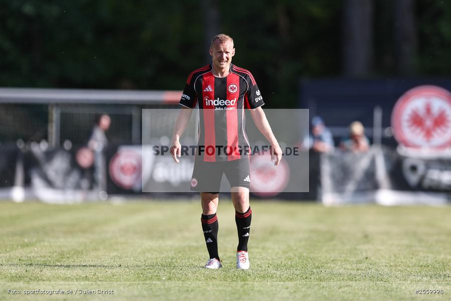 Sportgelände, Himmelstadt, 29.05.2026, sport, Fussball, Eintracht in der Region, Eintracht Frankfurt Traditionsmannschaft, TSV Himmelstadt - Bild-ID: 2559998