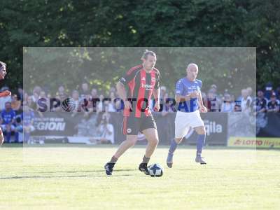 Fotos von TSV Himmelstadt - Traditionsmannschaft Eintracht Frankfurt auf sportfotografie.de