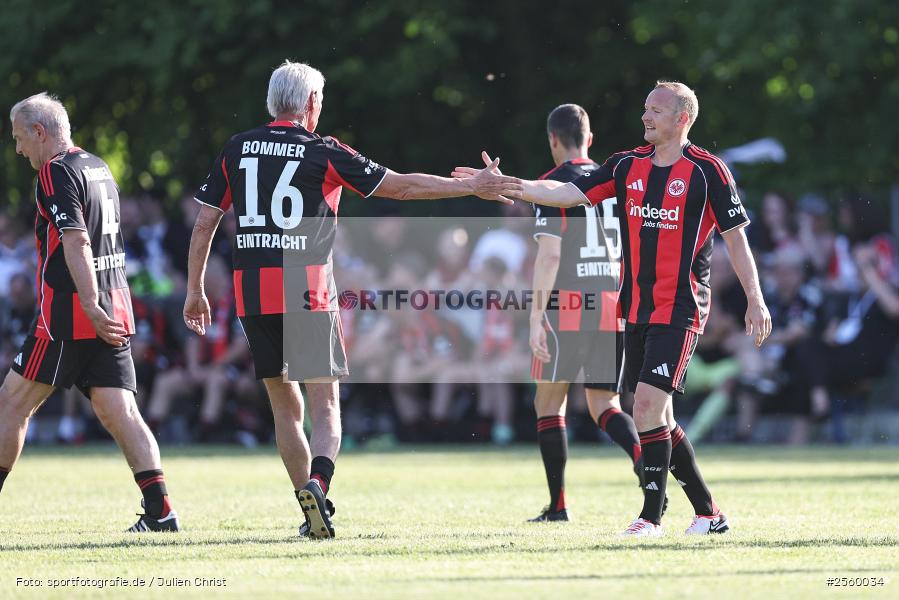 Sportgelände, Himmelstadt, 29.05.2026, sport, Fussball, Eintracht in der Region, Eintracht Frankfurt Traditionsmannschaft, TSV Himmelstadt - Bild-ID: 2560034