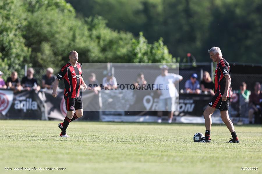 Sportgelände, Himmelstadt, 29.05.2026, sport, Fussball, Eintracht in der Region, Eintracht Frankfurt Traditionsmannschaft, TSV Himmelstadt - Bild-ID: 2560052