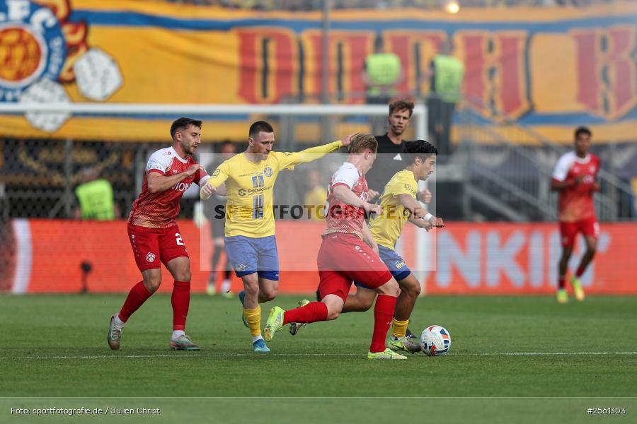 sport, Würzburg, Relegation, Regionalliga Nordost, Regionalliga Bayern, Fussball, FC Würzburger Kickers, DFB, AKON-Arena, 3. Liga, 1. FC LOK Leipzig, 01.06.2026 - Bild-ID: 2561303