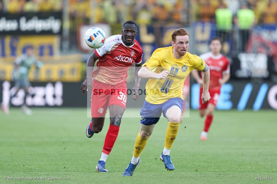 sport, Würzburg, Relegation, Regionalliga Nordost, Regionalliga Bayern, Fussball, FC Würzburger Kickers, DFB, AKON-Arena, 3. Liga, 1. FC LOK Leipzig, 01.06.2026 - Bild-ID: 2561454