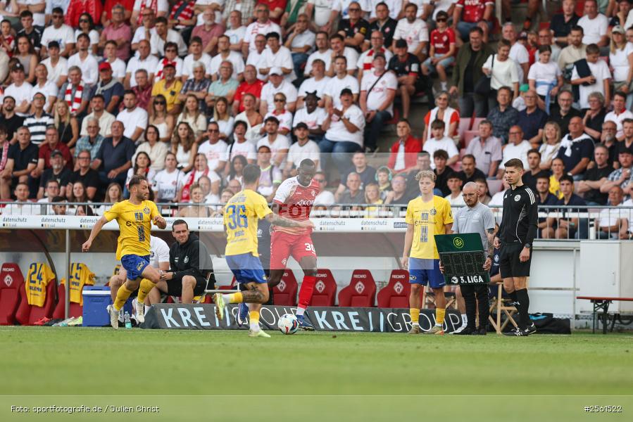 sport, Würzburg, Relegation, Regionalliga Nordost, Regionalliga Bayern, Fussball, FC Würzburger Kickers, DFB, AKON-Arena, 3. Liga, 1. FC LOK Leipzig, 01.06.2026 - Bild-ID: 2561522