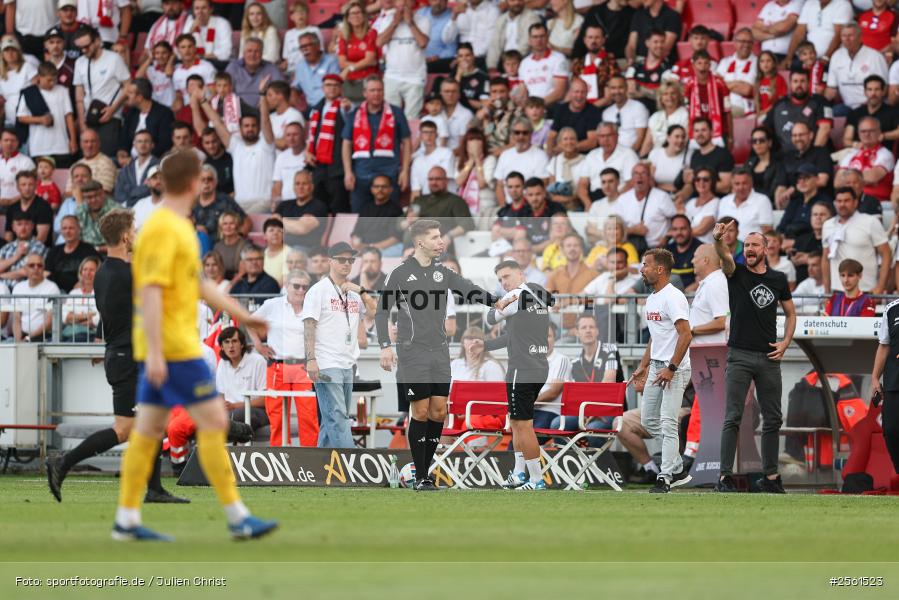 sport, Würzburg, Relegation, Regionalliga Nordost, Regionalliga Bayern, Fussball, FC Würzburger Kickers, DFB, AKON-Arena, 3. Liga, 1. FC LOK Leipzig, 01.06.2026 - Bild-ID: 2561523