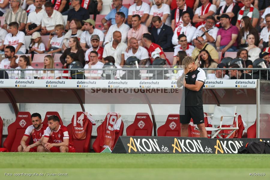 sport, Würzburg, Relegation, Regionalliga Nordost, Regionalliga Bayern, Fussball, FC Würzburger Kickers, DFB, AKON-Arena, 3. Liga, 1. FC LOK Leipzig, 01.06.2026 - Bild-ID: 2561629