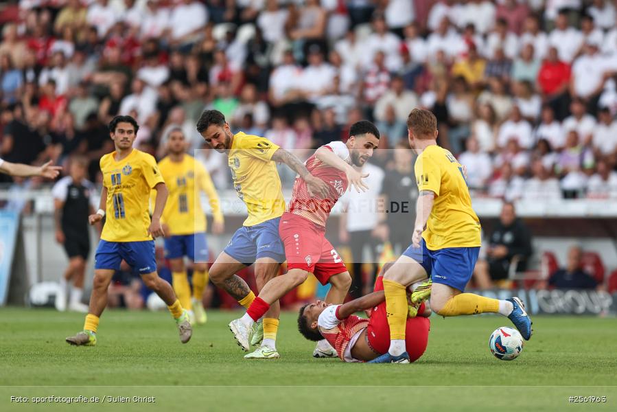 sport, Würzburg, Relegation, Regionalliga Nordost, Regionalliga Bayern, Fussball, FC Würzburger Kickers, DFB, AKON-Arena, 3. Liga, 1. FC LOK Leipzig, 01.06.2026 - Bild-ID: 2561963
