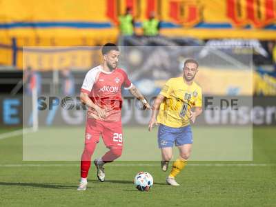 Fotos von FC Würzburger Kickers - 1. FC Lokomotive Leipzig auf sportfotografie.de