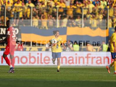 Fotos von FC Würzburger Kickers - 1. FC Lokomotive Leipzig auf sportfotografie.de