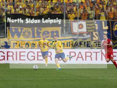 Fotos von FC Würzburger Kickers - 1. FC Lokomotive Leipzig auf sportfotografie.de