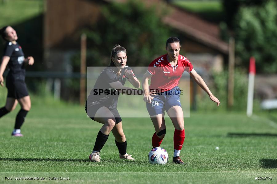 sport, Sportgelände, Karsbach, Fussball, FFC Adelsberg-Karsbach, Bezirksoberliga Frauen, BFV, 18. Spieltag, 13.06.2026, 1. FC Schweinfurt - Bild-ID: 2562792