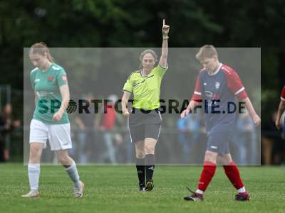 Fotos von FFC Adelsberg-Karsbach - 1. FC Schweinfurt auf sportfotografie.de