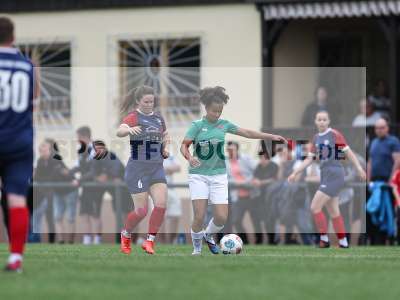 Fotos von FFC Adelsberg-Karsbach - 1. FC Schweinfurt auf sportfotografie.de