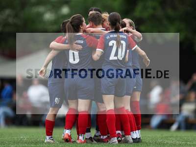 Fotos von FFC Adelsberg-Karsbach - 1. FC Schweinfurt auf sportfotografie.de