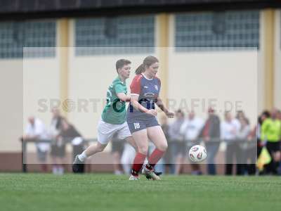 Fotos von FFC Adelsberg-Karsbach - 1. FC Schweinfurt auf sportfotografie.de