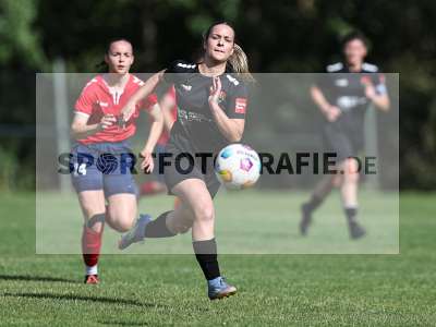 Fotos von FFC Adelsberg-Karsbach - 1. FC Schweinfurt 05 auf sportfotografie.de