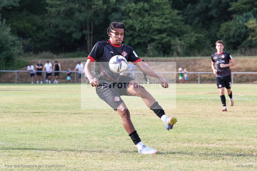 sport, Thüngersheim, Sportgelände, Sportfest, Kreisliga Würzburg Gr. 2, Fussball, Freundschaftsspiel, FV Thüngersheim, FC Würzburger Kickers, 30.06.2026, 3. Liga - Bild-ID: 2564695