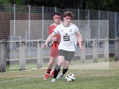 Fotos von FV Bachgrund - FV Steinfeld/Hausen-Rohrbach auf sportfotografie.de
