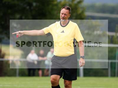 Fotos von FC Wiesenfeld-Halsbach - SV Germania Erlenbach auf sportfotografie.de