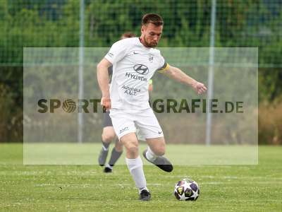 Fotos von FC Wiesenfeld-Halsbach - SV Germania Erlenbach auf sportfotografie.de
