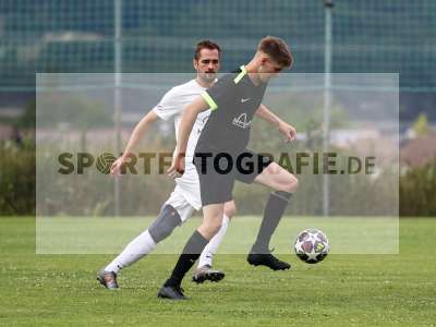 Fotos von FC Wiesenfeld-Halsbach - SV Germania Erlenbach auf sportfotografie.de