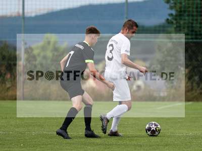 Fotos von FC Wiesenfeld-Halsbach - SV Germania Erlenbach auf sportfotografie.de