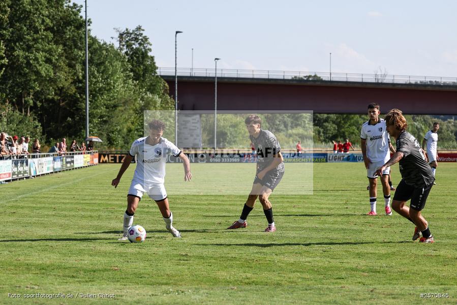 sport, TSV Karlburg, TSV Eisingen, Landesliga Nordwest, Karlburg, Fussball, Fundamentum Sportpark, BFV, 4. Spieltag, 01.08.2026 - Bild-ID: 2570845