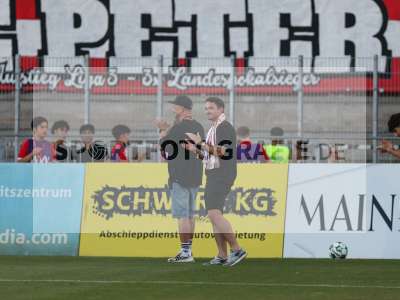 Fotos von FC Würzburger Kickers - SV Wehen Wiesbaden auf sportfotografie.de