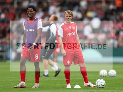 Fotos von FC Würzburger Kickers - 1. FC Köln auf sportfotografie.de