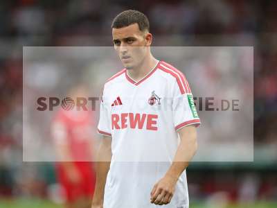 Fotos von FC Würzburger Kickers - 1. FC Köln auf sportfotografie.de
