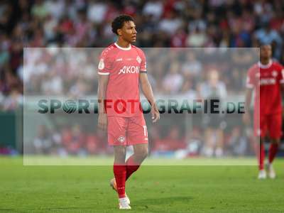 Fotos von FC Würzburger Kickers - 1. FC Köln auf sportfotografie.de