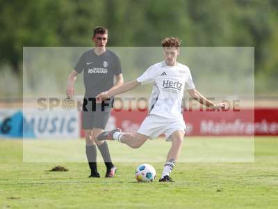 Fotos von TSV Karlburg II - TV Marktheidenfeld auf sportfotografie.de