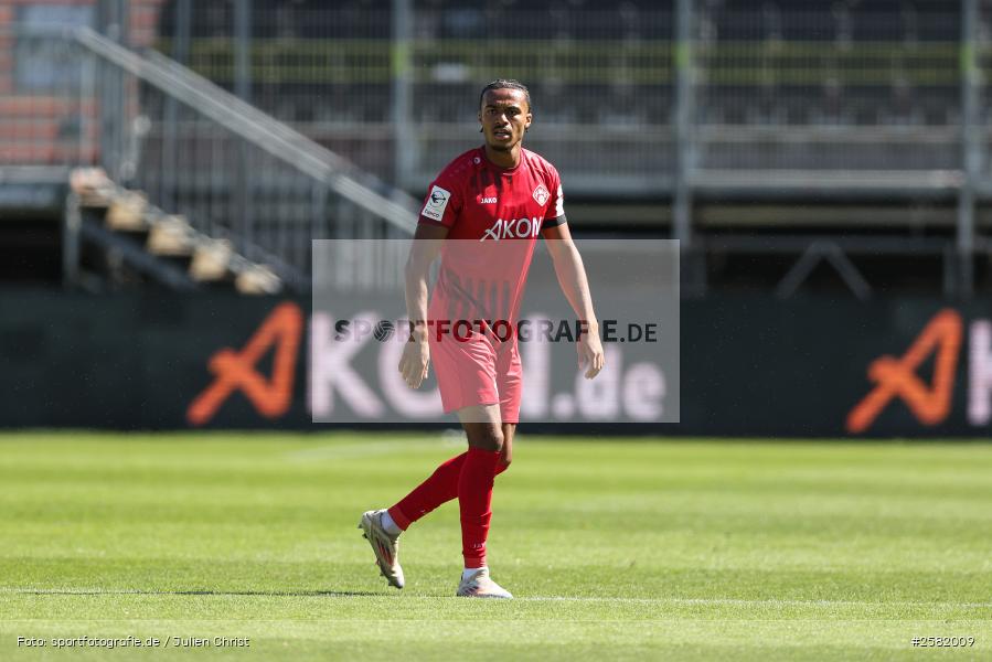 sport, Würzburg, VfB Stuttgart II, Fussball, FC Würzburger Kickers, DFB, AKON Arena, 4. Spieltag, 3. Liga, 06.09.2026 - Bild-ID: 2582009