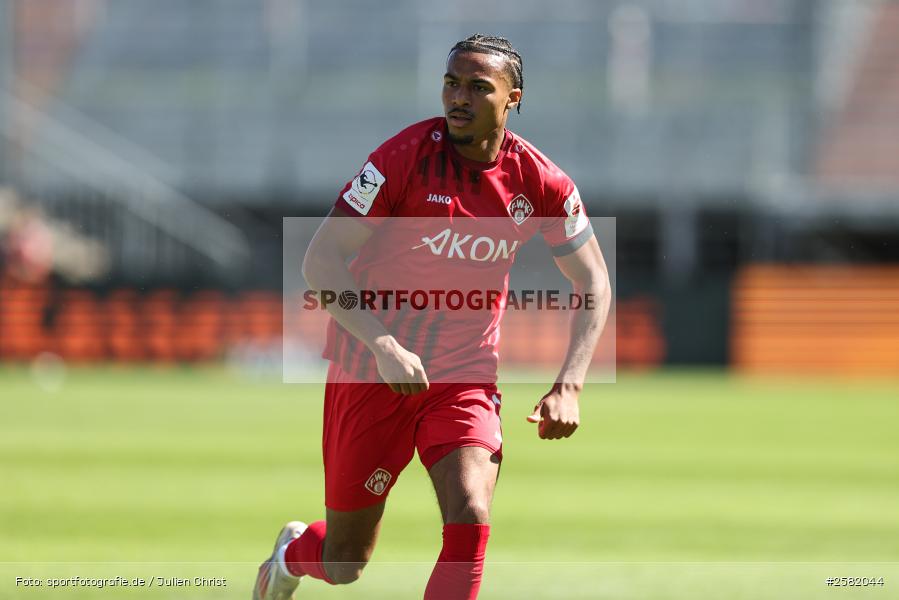 sport, Würzburg, VfB Stuttgart II, Fussball, FC Würzburger Kickers, DFB, AKON Arena, 4. Spieltag, 3. Liga, 06.09.2026 - Bild-ID: 2582044