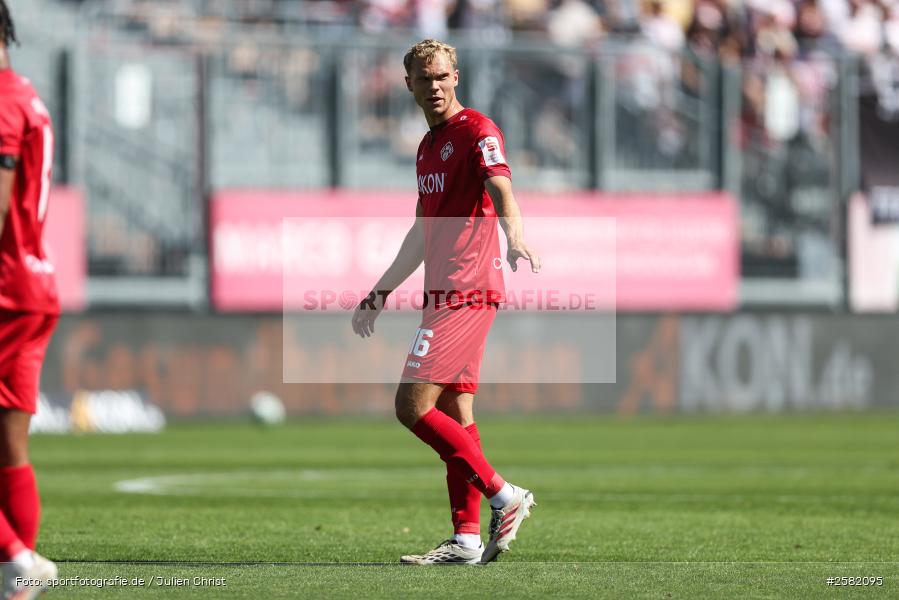 sport, Würzburg, VfB Stuttgart II, Fussball, FC Würzburger Kickers, DFB, AKON Arena, 4. Spieltag, 3. Liga, 06.09.2026 - Bild-ID: 2582095