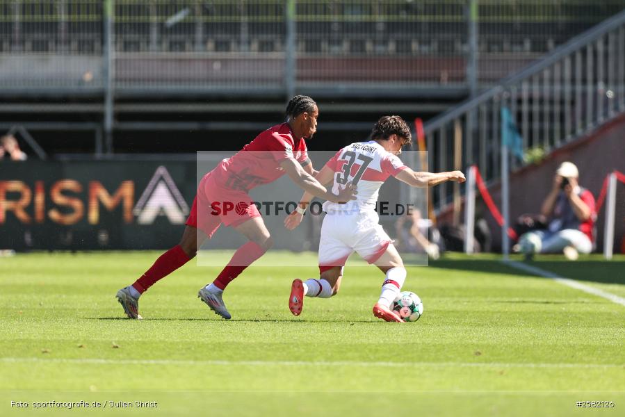 sport, Würzburg, VfB Stuttgart II, Fussball, FC Würzburger Kickers, DFB, AKON Arena, 4. Spieltag, 3. Liga, 06.09.2026 - Bild-ID: 2582126