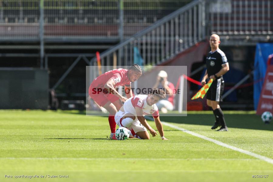 sport, Würzburg, VfB Stuttgart II, Fussball, FC Würzburger Kickers, DFB, AKON Arena, 4. Spieltag, 3. Liga, 06.09.2026 - Bild-ID: 2582127