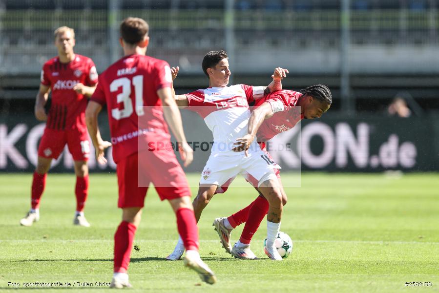 sport, Würzburg, VfB Stuttgart II, Fussball, FC Würzburger Kickers, DFB, AKON Arena, 4. Spieltag, 3. Liga, 06.09.2026 - Bild-ID: 2582138