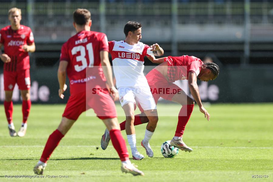 sport, Würzburg, VfB Stuttgart II, Fussball, FC Würzburger Kickers, DFB, AKON Arena, 4. Spieltag, 3. Liga, 06.09.2026 - Bild-ID: 2582139