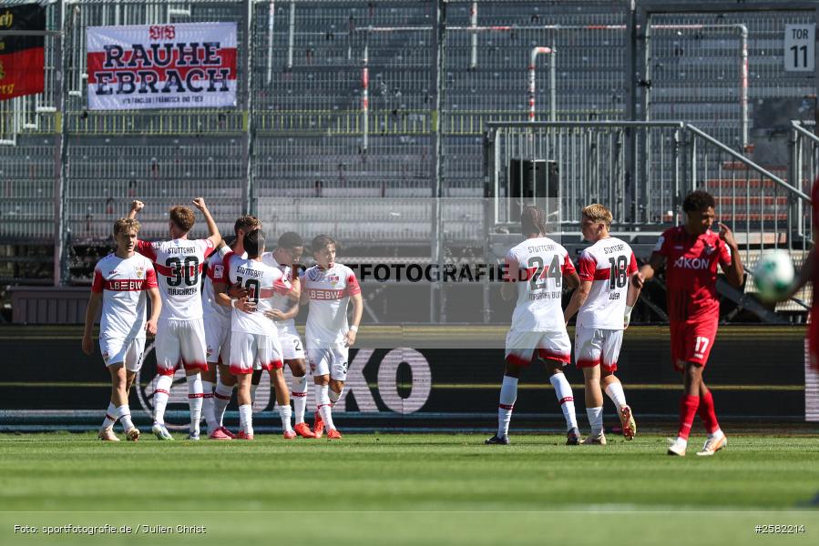 sport, Würzburg, VfB Stuttgart II, Fussball, FC Würzburger Kickers, DFB, AKON Arena, 4. Spieltag, 3. Liga, 06.09.2026 - Bild-ID: 2582214