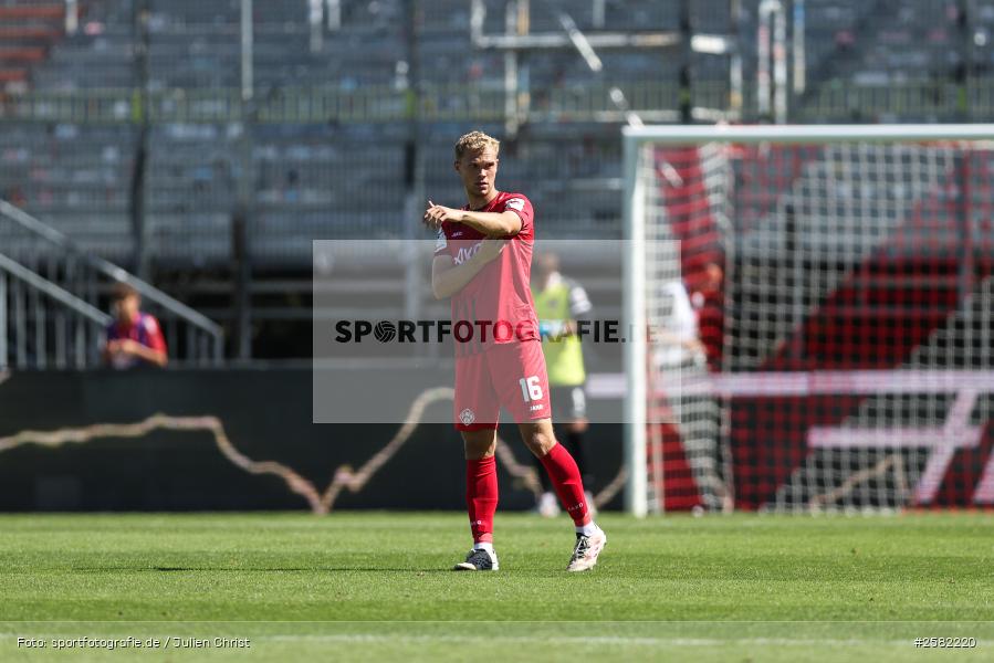 sport, Würzburg, VfB Stuttgart II, Fussball, FC Würzburger Kickers, DFB, AKON Arena, 4. Spieltag, 3. Liga, 06.09.2026 - Bild-ID: 2582220