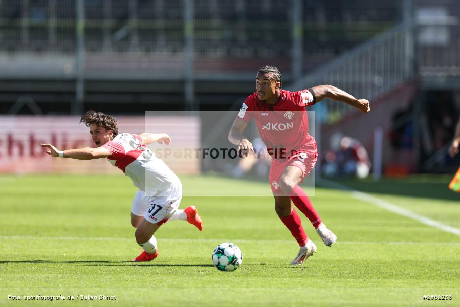 sport, Würzburg, VfB Stuttgart II, Fussball, FC Würzburger Kickers, DFB, AKON Arena, 4. Spieltag, 3. Liga, 06.09.2026 - Bild-ID: 2582233